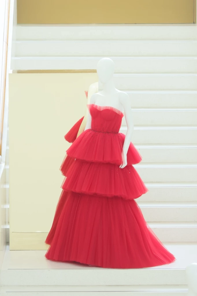 “ลาสเทล” (L'Astelle) 