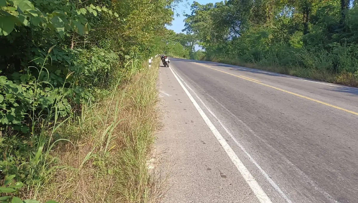 สุดระทึก คนร้ายเบียดรถตกถนน ชิงเงินล้านหนีหายไป (มีคลิป)   