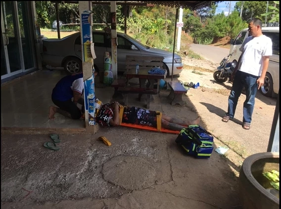 ไม่แผ่ว แชร์สนั่น คลิป "น้ำไม่อาบ" ซิ่งแหกโค้ง ชนเละเทะที่เขาค้อ (มีคลิป)