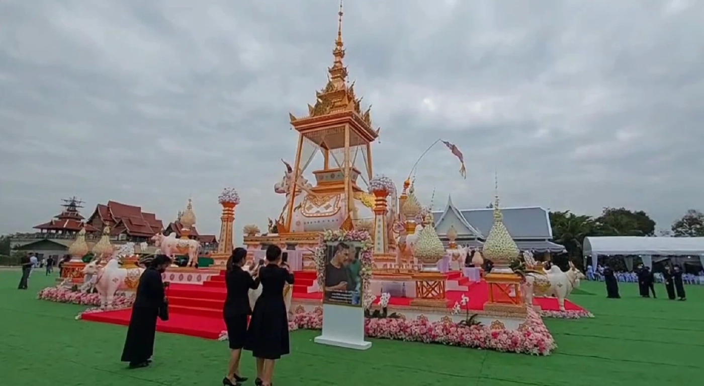 "ดวงเดือน" ภรรยา "สรพงศ์ ชาตรี" พร้อมสานต่อเจตนารมณ์เดินตามรอยสามี