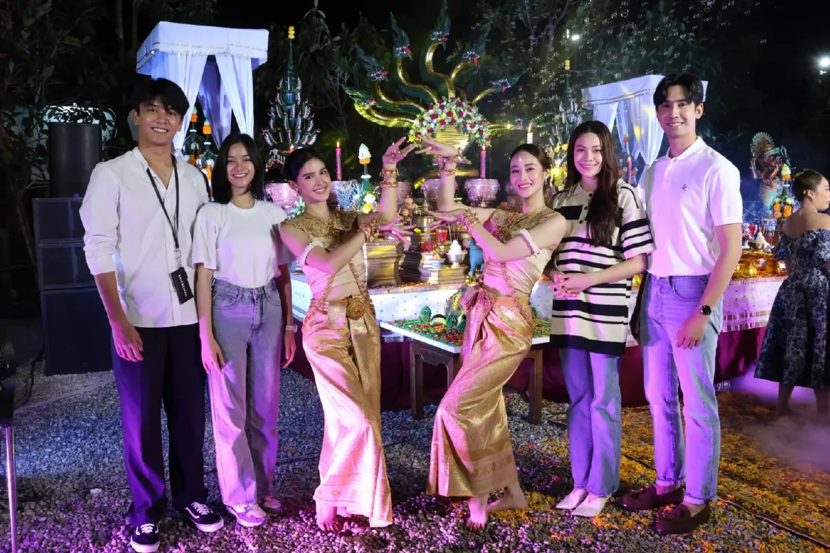 ส่องเลขเด็ด ธัญญ่า- ลาล่า จับปิงปองให้โชค คืนบวงสรวงพญานาค