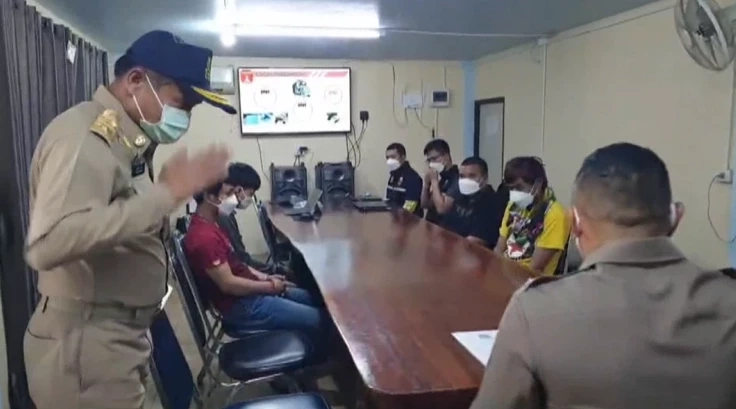 รวบแล้ว 5 หัวโจก ยิงถล่มงานสู่ขวัญทหารใหม่ จนชาวบ้านถูกลูกหลงดับ (มีคลิป)