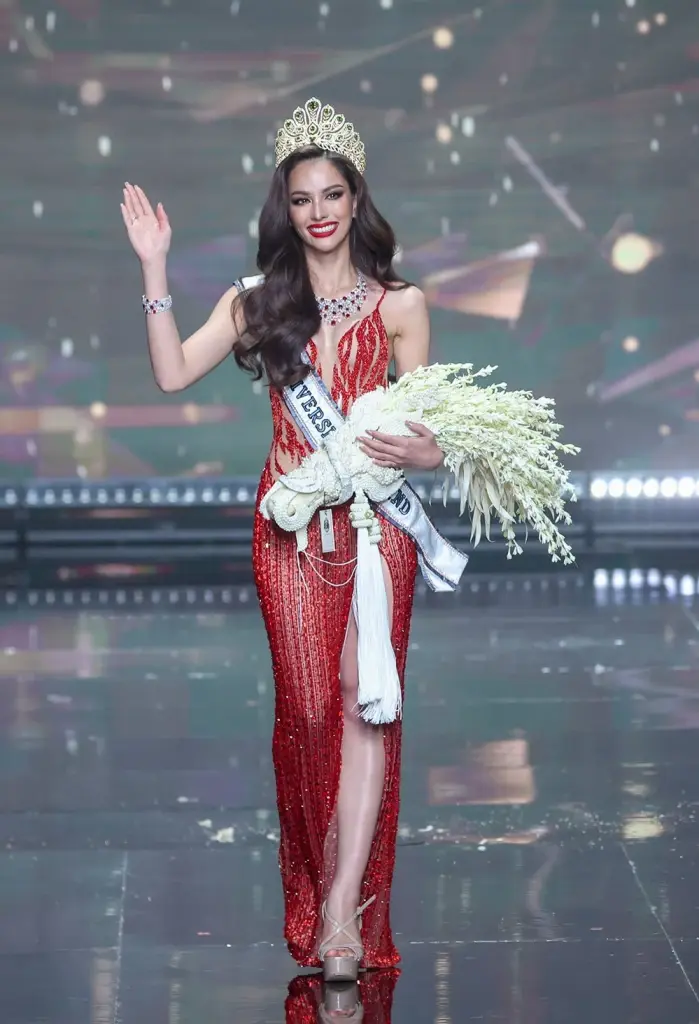 แอนนา เสืองามเอี่ยม มิสยูนิเวิร์สไทยแลนด์ 2565