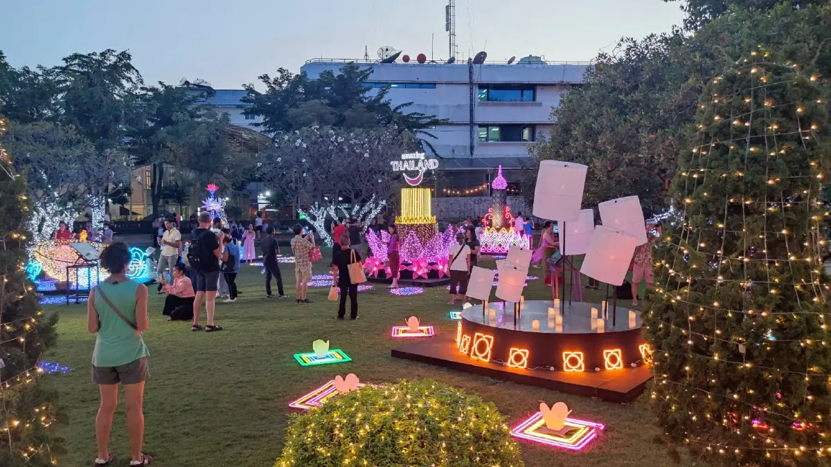 ตำรวจท่องเที่ยว-ททท. ควงแขนตรวจงาน “ลอยกระทง สวนสันติฯ”