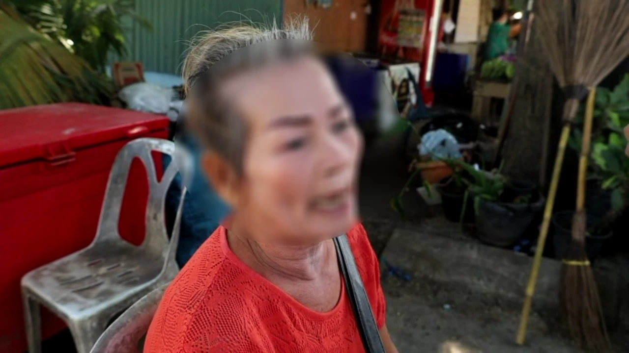 ญาติโวย อส. ระงับเหตุวัยรุ่นตีกันผิดตัว ล็อกคอเยาวชน-ปืนทุบหลัง