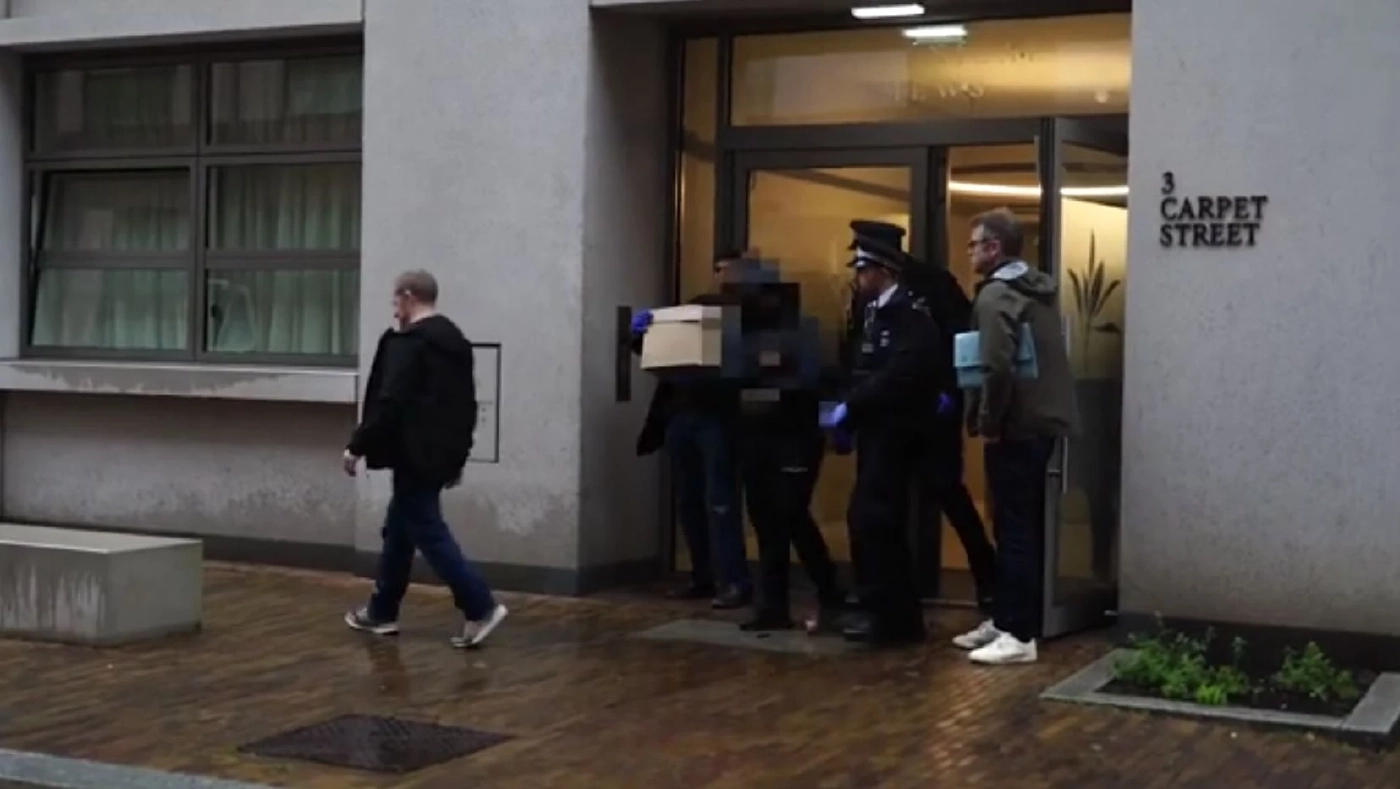 คอลเซ็นเตอร์ข้ามทวีป หลอกเงินผู้ดี 50 ล้านปอนด์