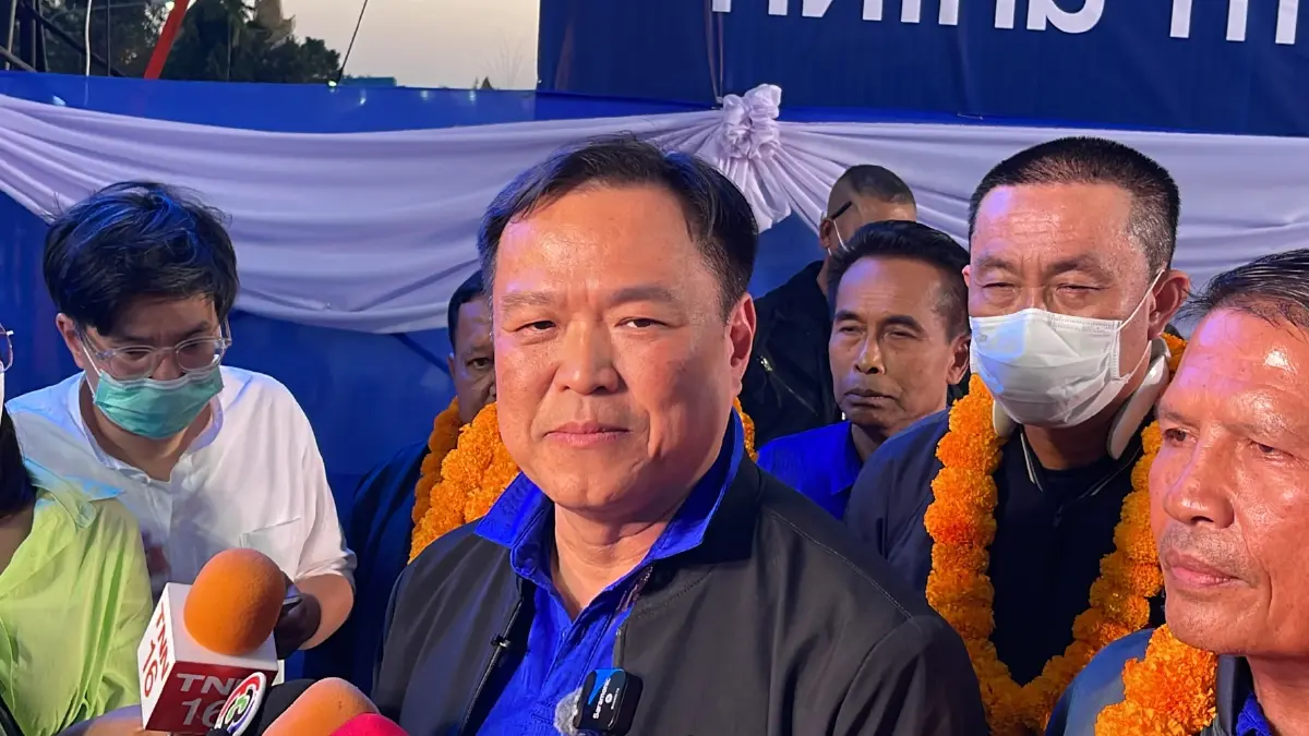 นายอนุทิน ชาญวีรกุล รองนายกรัฐมนตรี และ รมว.สาธารณสุข หัวหน้าพรรคภูมิใจไทย