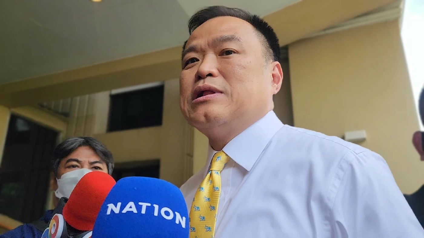 "อนุทิน"บอกไม่มีเหตุผลที่กม.กัญชาจะไม่ผ่าน ชี้ไม่จำเป็นต้องคุยปชป.