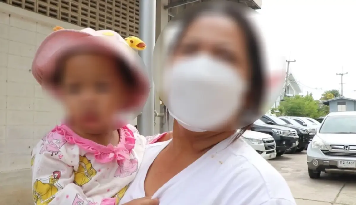 กู้ภัยฯ ตัดกุญแจบ้าน ช่วย 3 ขวบ ถูกพ่อขัง หลังทะเลาะกับเมียเรื่องแมว