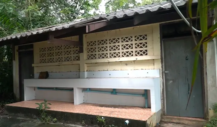 ห้องน้ำเก่าจุดเกิดเหตุ