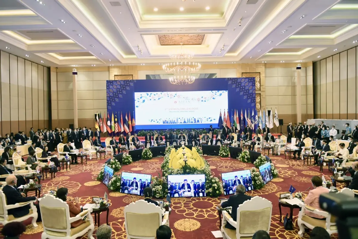 การประชุม ASEAN Global Dialogue ครั้งที่ 2 ในหัวข้อ “การเสริมสร้างประชาคมอาเซียนที่มีความยืดหยุ่นในการปรับตัวและมีความยั่งยืนในยุคหลังโควิด-19 