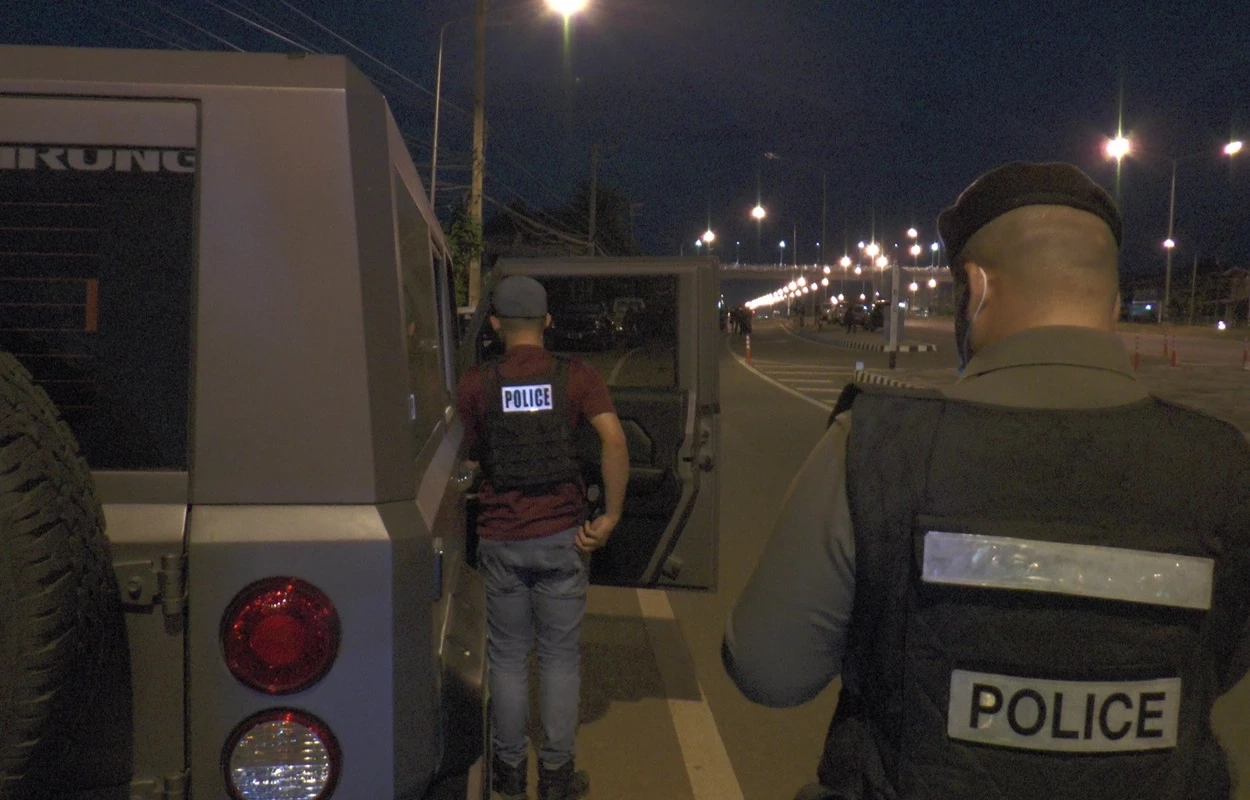 ปิดล้อมลูกเขยโหด ยิงแม่ยายป่วยติดเตียงดับ สุดท้ายจ่อขมับลั่นไกหนีผิด