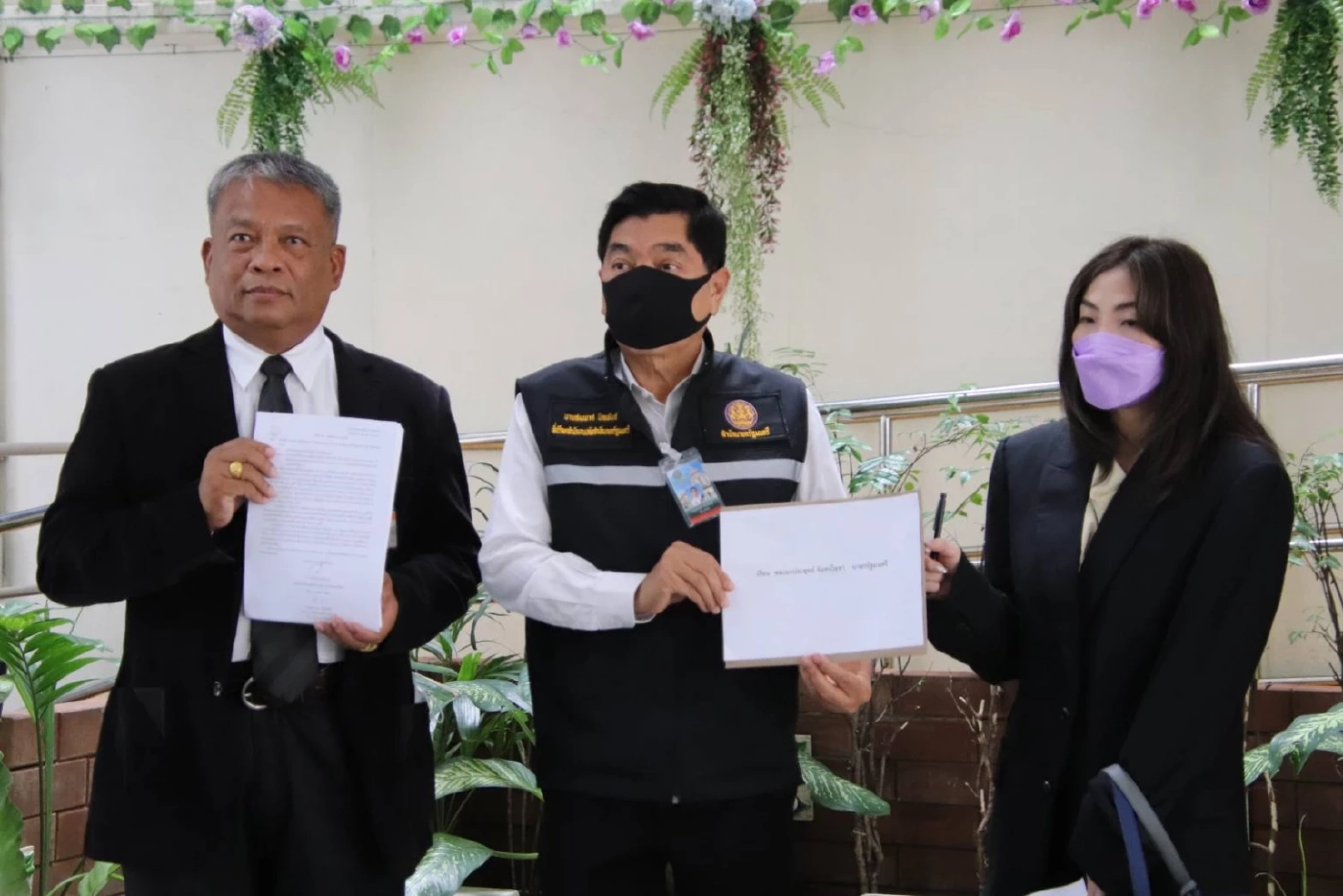 ร้องนายกฯ -ป.ป.ช.คุ้มกัน"บอย ยูนิติ้ -น้องสาว" เปิดโปงสินบนเลี่ยงภาษีรถหรู