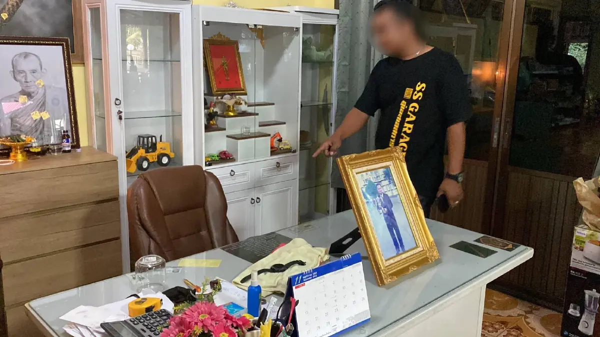 ยัวะ "ลูกบุญธรรม" เชิดสมบัติ คว้า .45 ยิงดับ เมียหวั่นถูกตามล้างโคตร