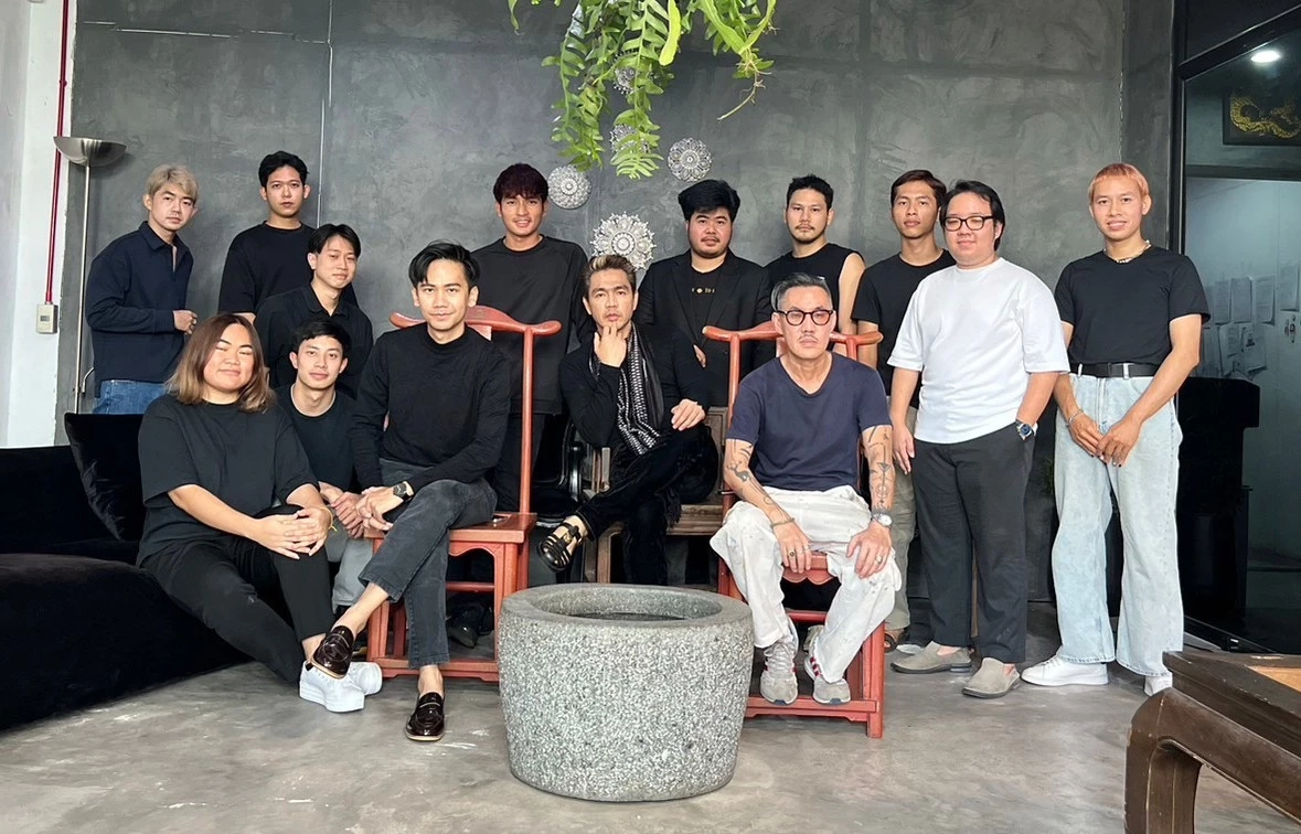 “โอ เทพรัตน์” ผู้รังสรรค์ของขวัญของที่ระลึกจากราชอาณาจักรไทย สำหรับผู้นำและแขกพิเศษของเขตเศรษฐกิจ APEC Thailand 2022