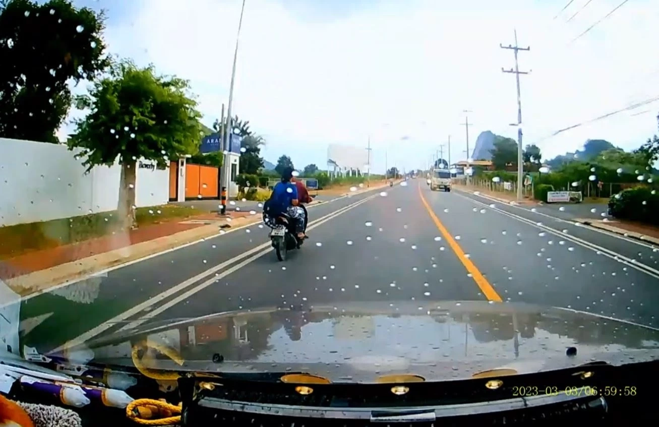 ช่วยระทึก! หลานสาววัย 13 ถูกลุงชำเรา พาขี่ จยย.หลบหนี (มีคลิป)