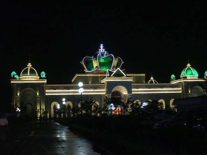 อาณาจักร คิงส์ โรมัน ในพื้นที่เขตเศรษฐกิจพิเศษสามเหลี่ยมทองคำ 