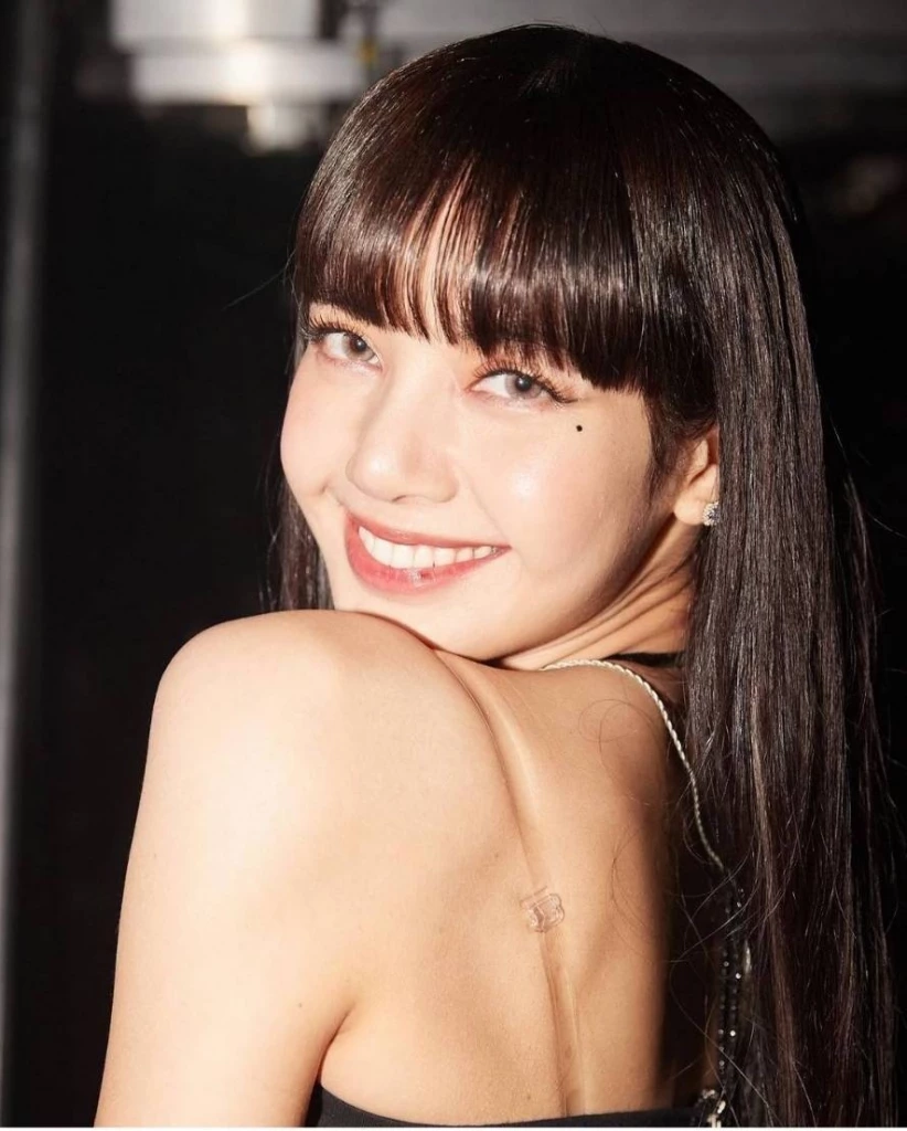 ลิซ่า BLACKPINK