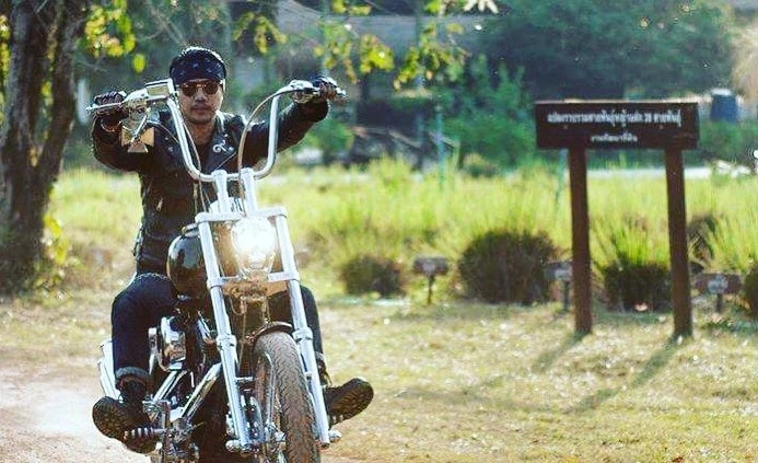 เช ดิษย์ดนัย  ชนารัศมิ้นนปภา