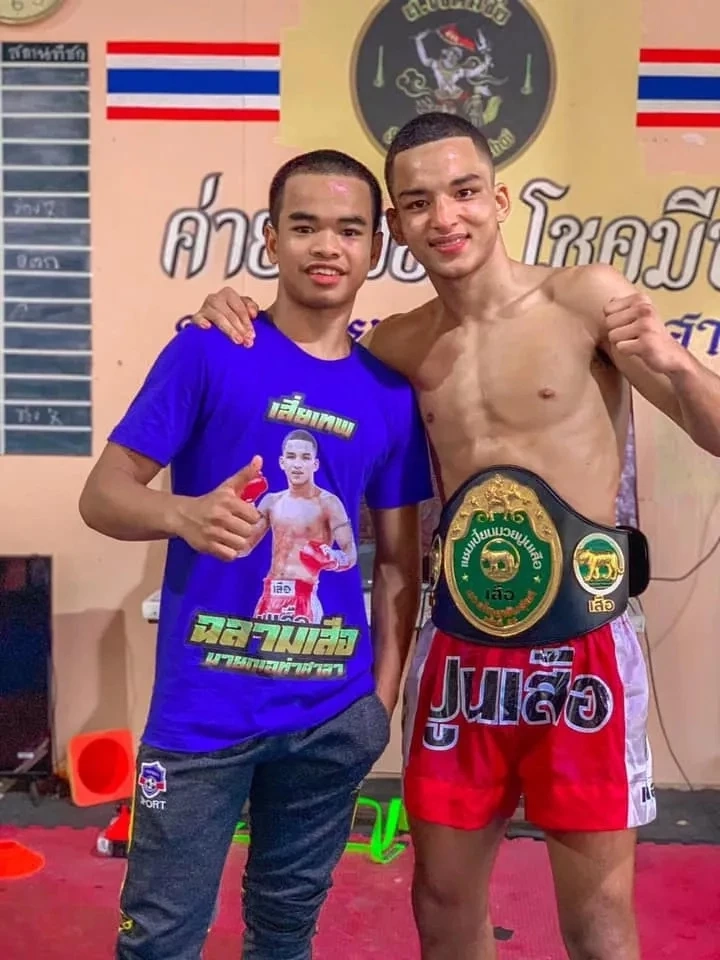 ค่ายยืนยัน "ฉลามเสือ" นักมวยไทยชื่อดัง เสียชีวิตแล้วอย่างสงบในวัย 21 ปี