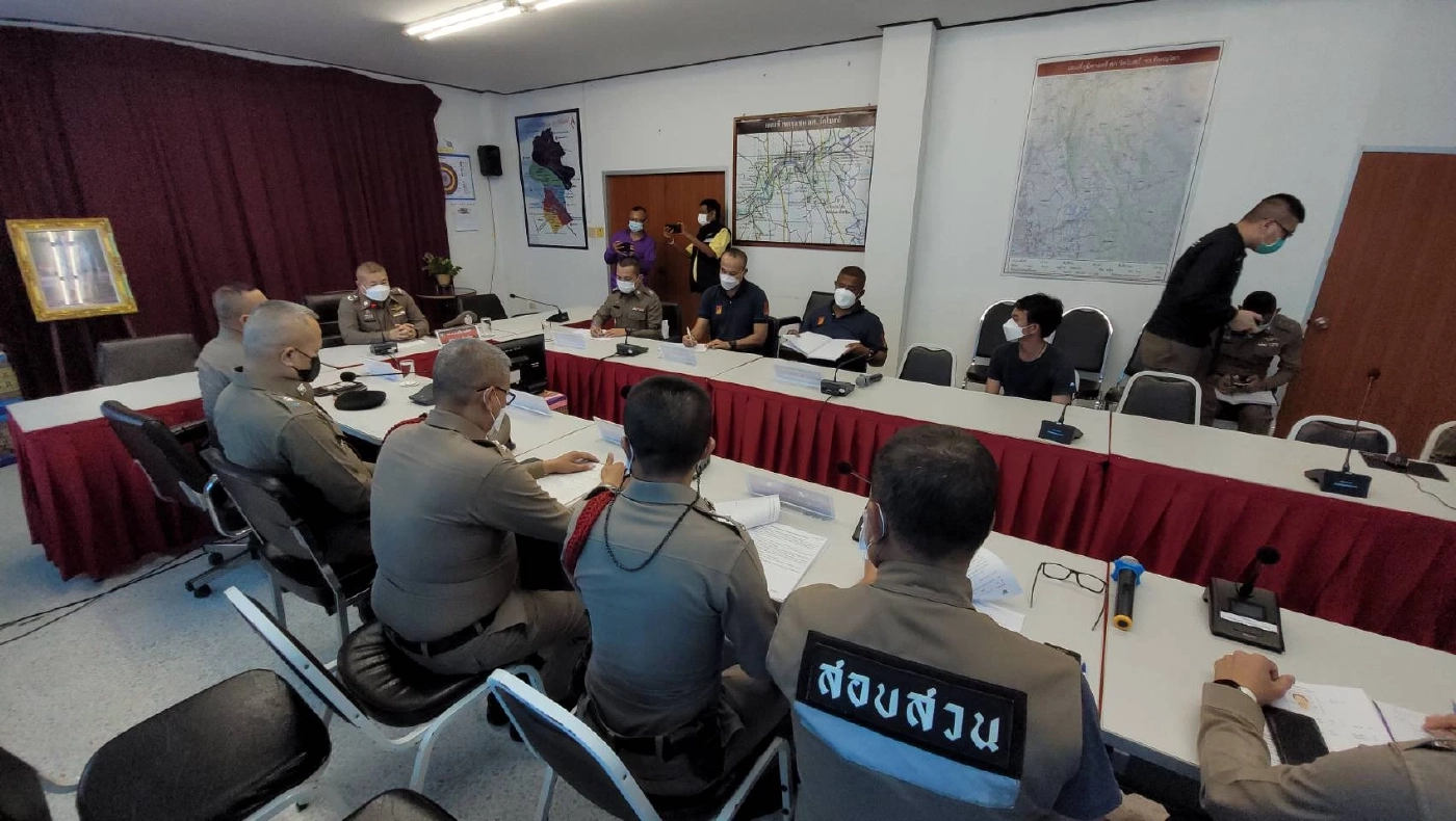 ตร.ยังมึนคดีพบศพสาวใหญ่ในตู้แช่ไก่ ลุ้นผลชันสูตรตอบข้อสงสัยปมเสียชีวิต