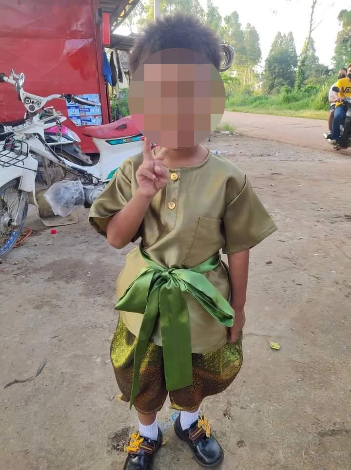 เด็กที่ถูกรถทับเสียชีวิต