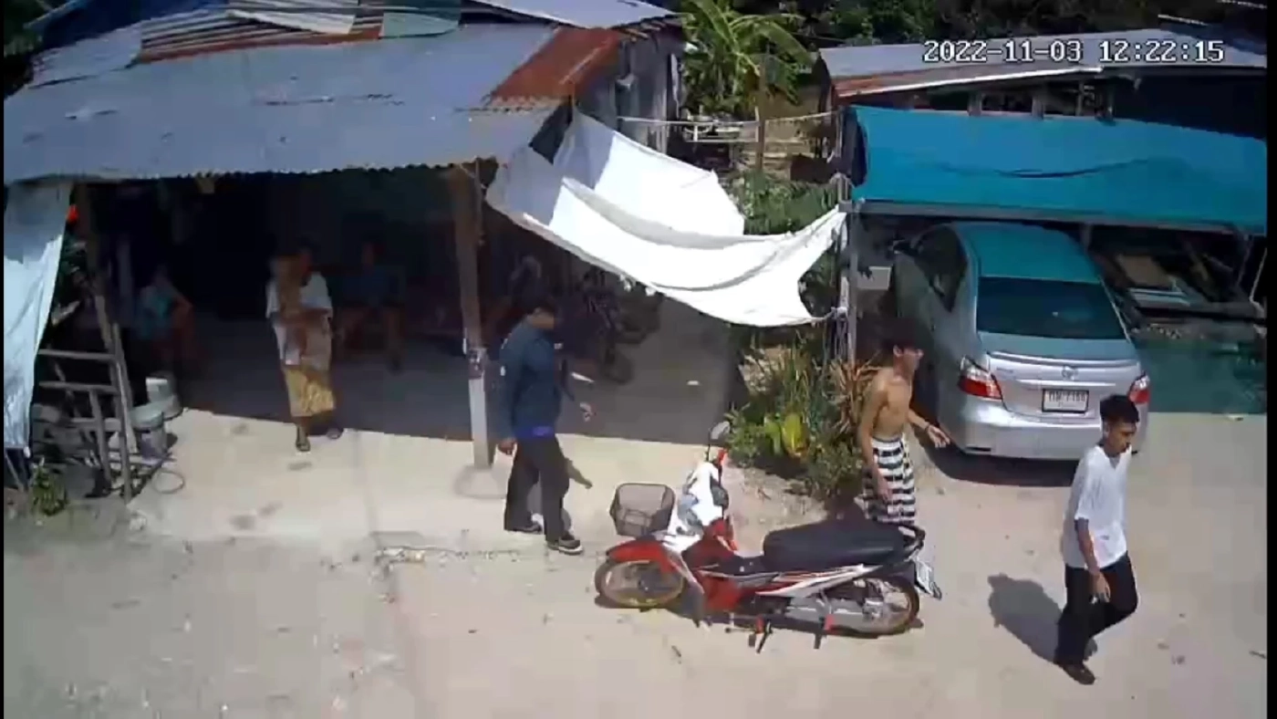 ตำรวจเพิ่มข้อหาหนุ่ม 18 "เจตนาฆ่า" เยาวชน 14 ปี เตรียมนำตัวส่งศาลฝากขัง