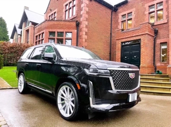 โรนัลโด้ จ้างคนย้ายรถซุปเปอร์คาร์ ออกจากเมืองแมนเชสเตอร์ 