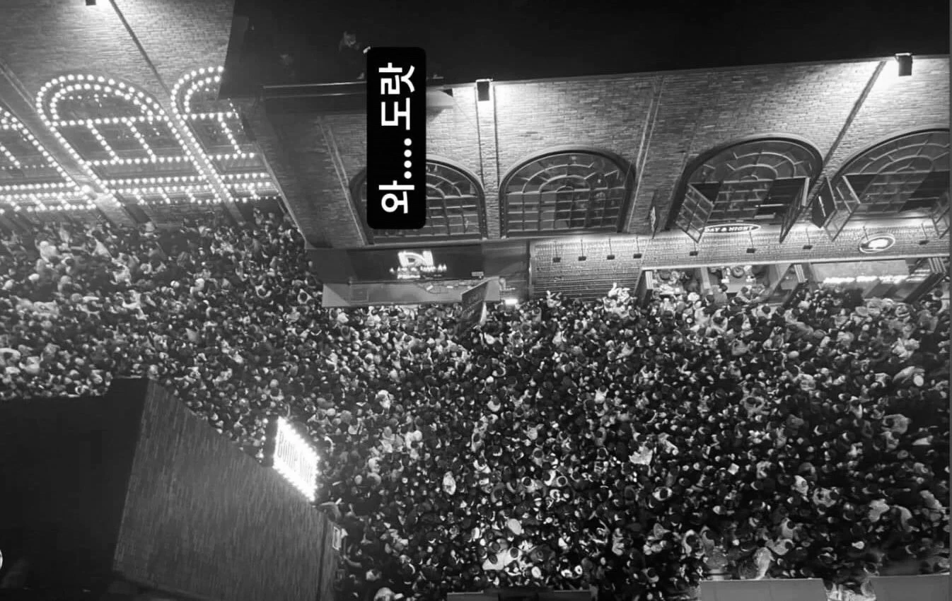 แฟนคลับสุดเศร้า ‘คิม ยูนา’ เชียร์ลีดเดอร์ทีมเบสบอล เหยื่อโศกนาฏกรรมอิแทวอน