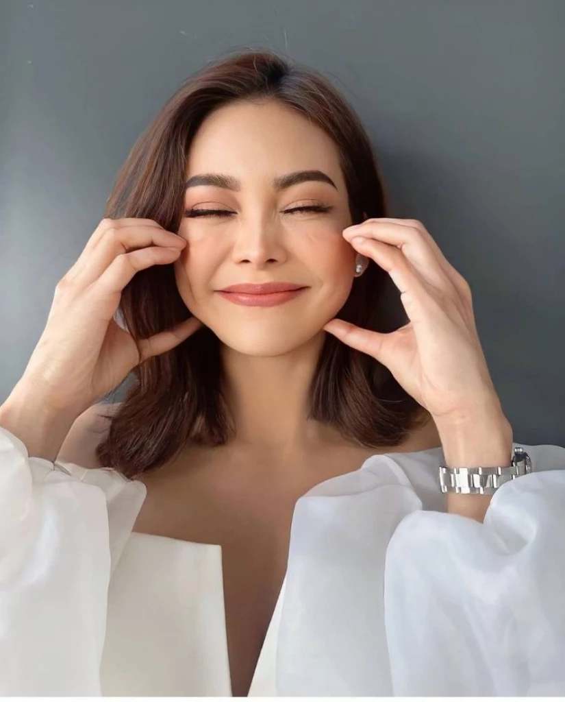 อิงฟ้า วราหะ