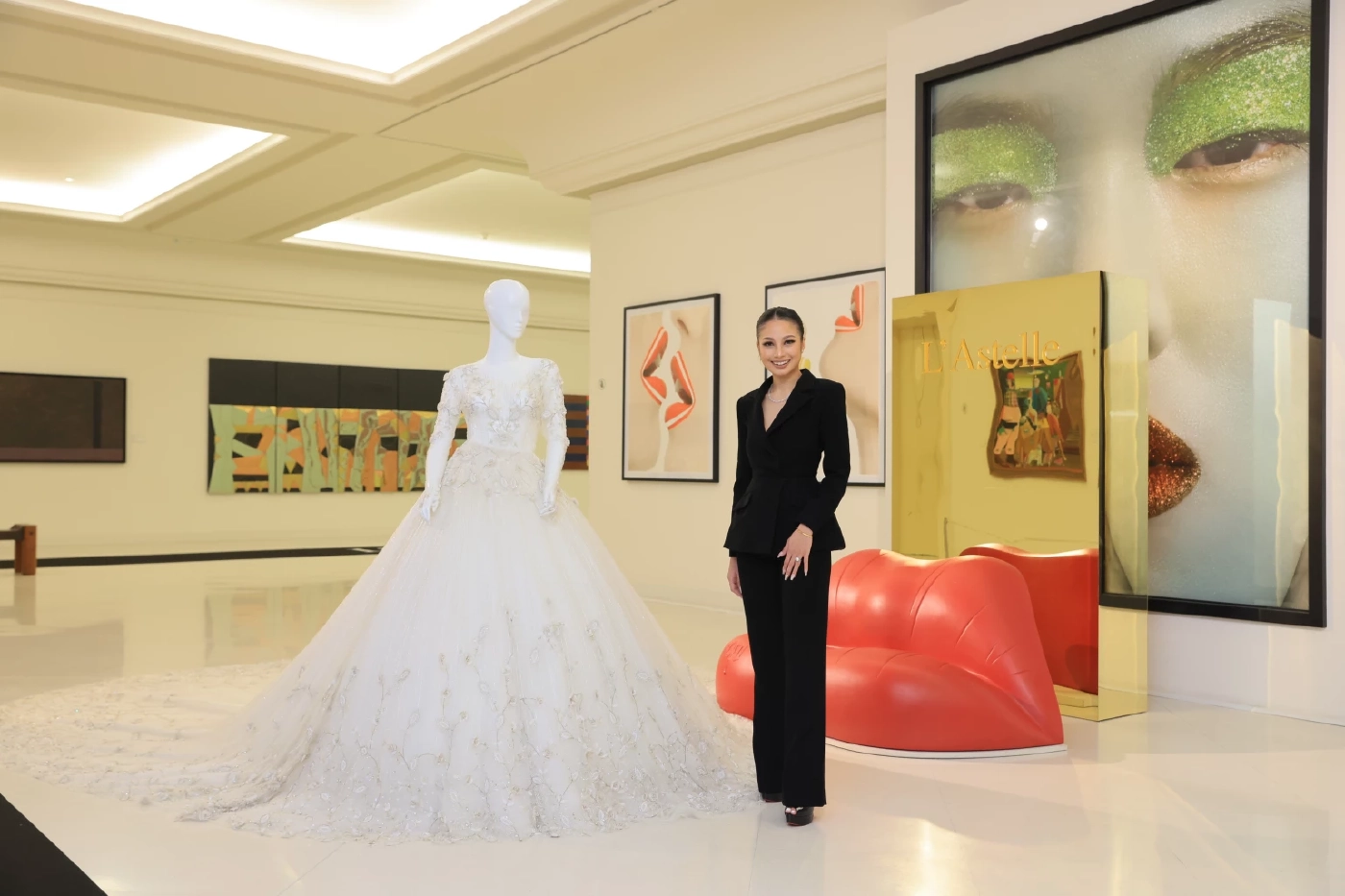 เจน-ทิพย์วิภา กิตติ์อัครานนท์ ดีไซน์เนอร์ฝีมือเฉียบและผู้ก่อตั้ง “ลาสเทล” (L'Astelle) 