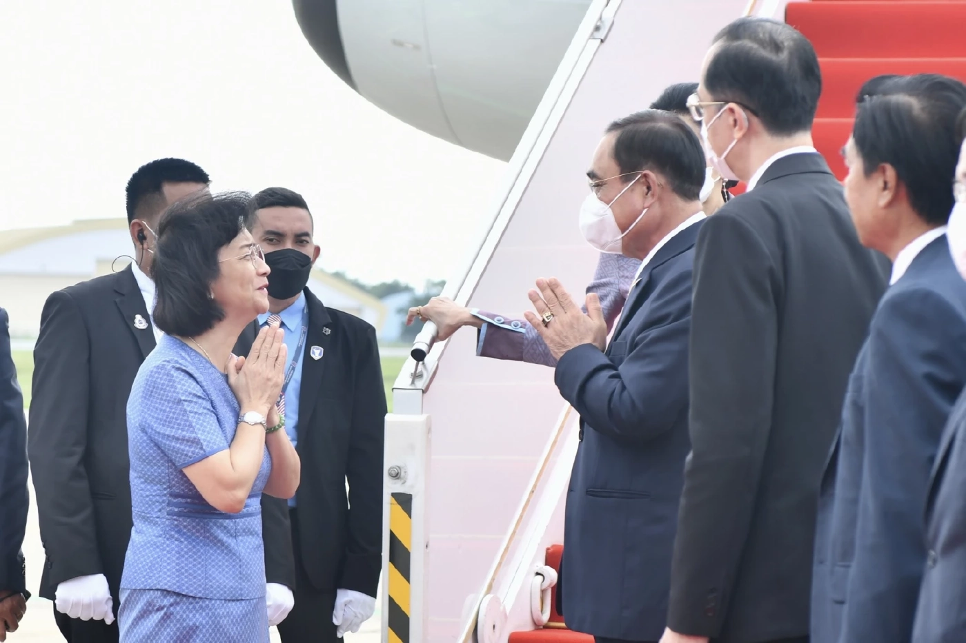 “นายกฯ” ถึง “กัมพูชา” ถกสุดยอดอาเซียน ชูประเด็นสันติภาพ