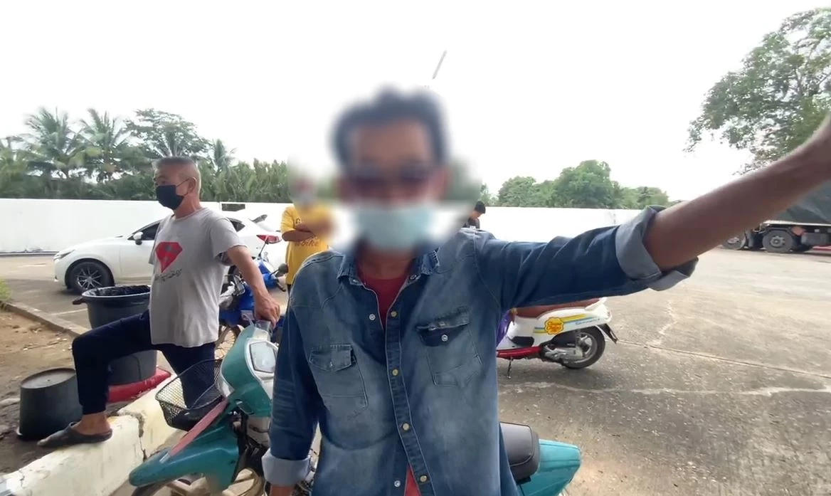 หนุ่มหัวร้อน! ฉุนเด็กปั๊ม บอกเบนซินหมด ตบหน้า-ด่าคำหยาบ