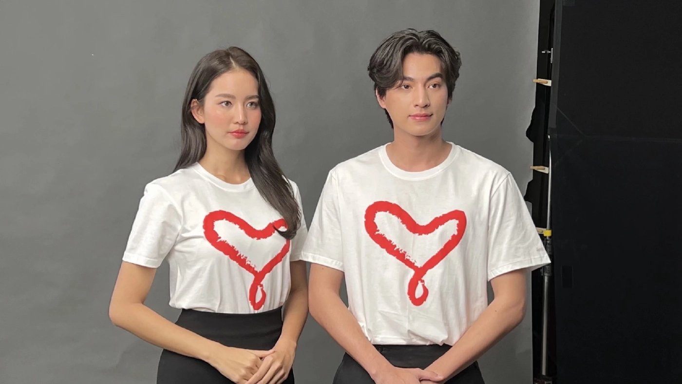 หนุ่มกลัฟ-สาวโบว์