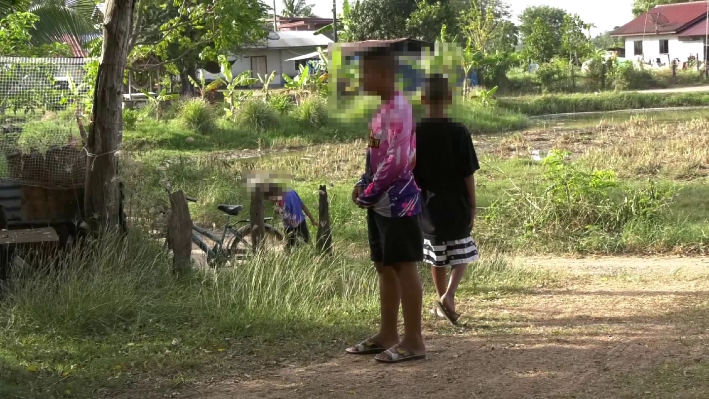 ใครผิด? สาวแจ้งจับแก๊งเด็กประถมแอบกินกล้วยในครัว เรียกเงินหวีละ 2.4 หมื่น