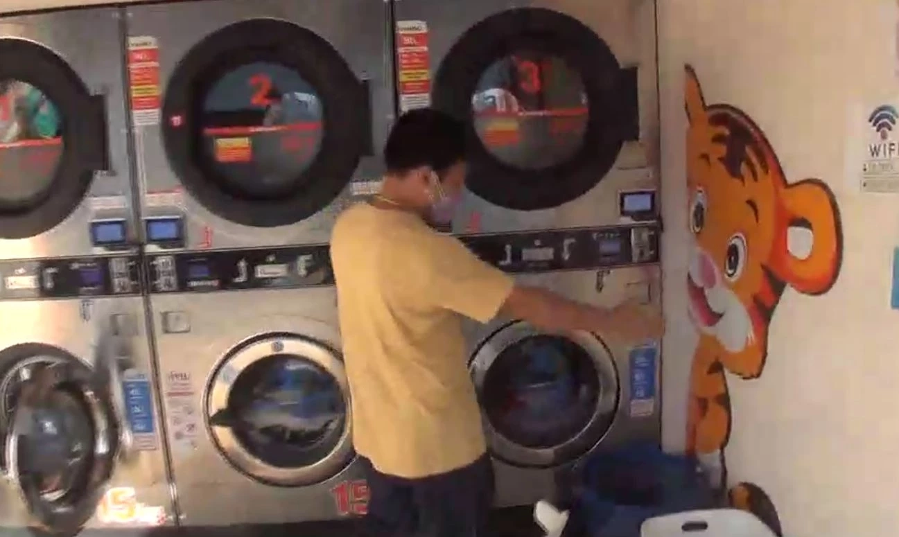 ตร.เร่งล่าตัวหนุ่มสาว ร่วมรักกันในร้านซักผ้า ระบุ รู้ข้อมูลรถแล้ว