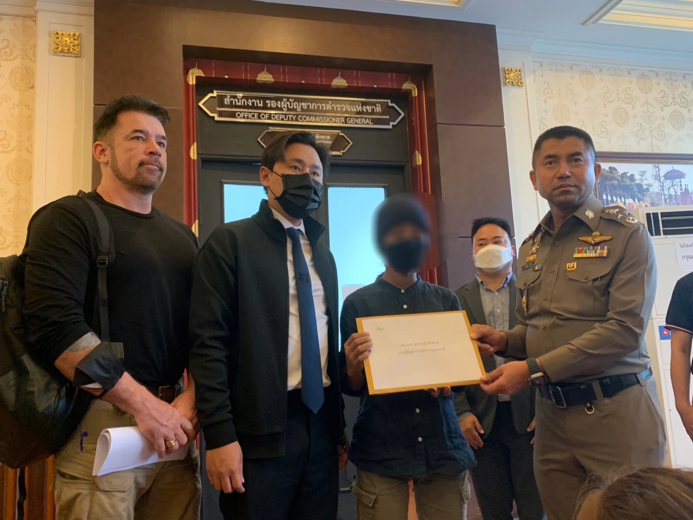 มาเฟียโปแลนด์ สาดน้ำกรด-มีดฟัน สาวกัมพูชา เผ่นนอก "บิ๊กโจ๊ก" มั่นใจจับตัวได้