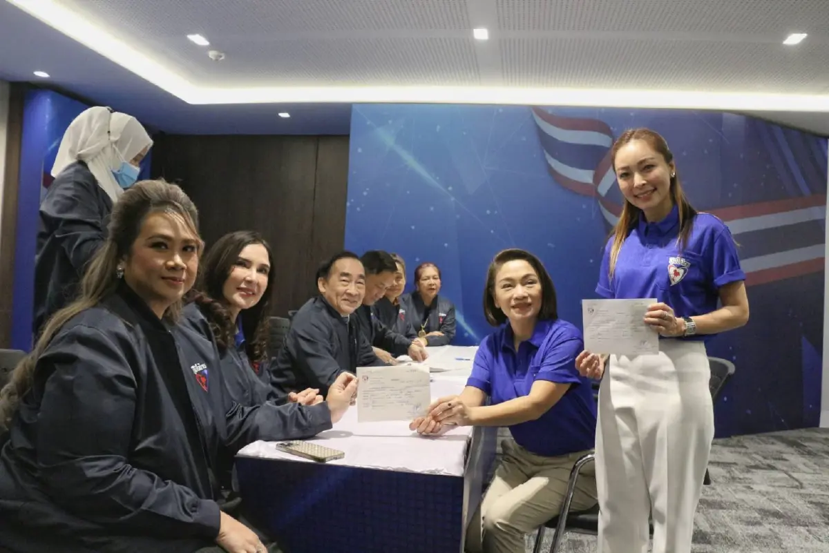 “กรณิศ-วัน ภาดาท์”เขียนใบสมัครสมาชิก “ภท.” มั่นใจ“พุฒิพงษ์”นำทัพ กทม.