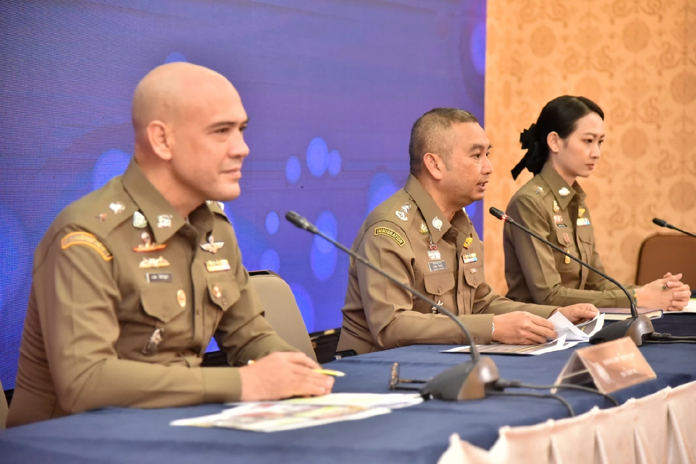 ตร.วางมาตรการดูแลความปลอดภัย-อำนวยการจราจร รับปีใหม่ 2566