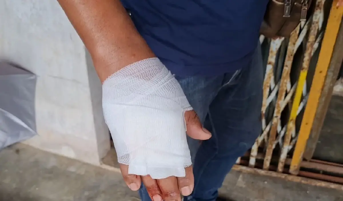 หวิดสิ้นชื่อ! ตำรวจบุกจับ "นิว ป่าโล่ง" เจอขว้างระเบิดสวน เจ็บระนาว