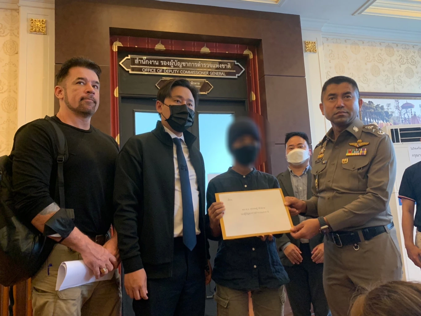 มาเฟียโปแลนด์ สาดน้ำกรด-มีดฟัน สาวกัมพูชา เผ่นนอก "บิ๊กโจ๊ก" มั่นใจจับตัวได้