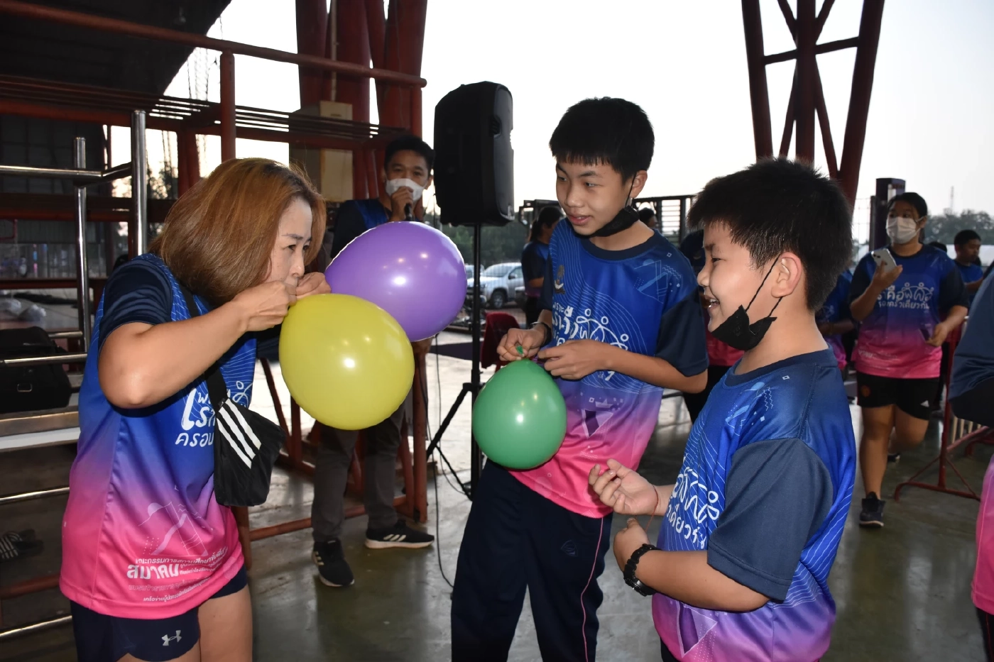 "พ่อแม่ลูกนับ 1,000 ชีวิต" เดิน-วิ่งโต้ลมหนาว กิจกรรม"สานสัมพันธ์สายใยรัก"