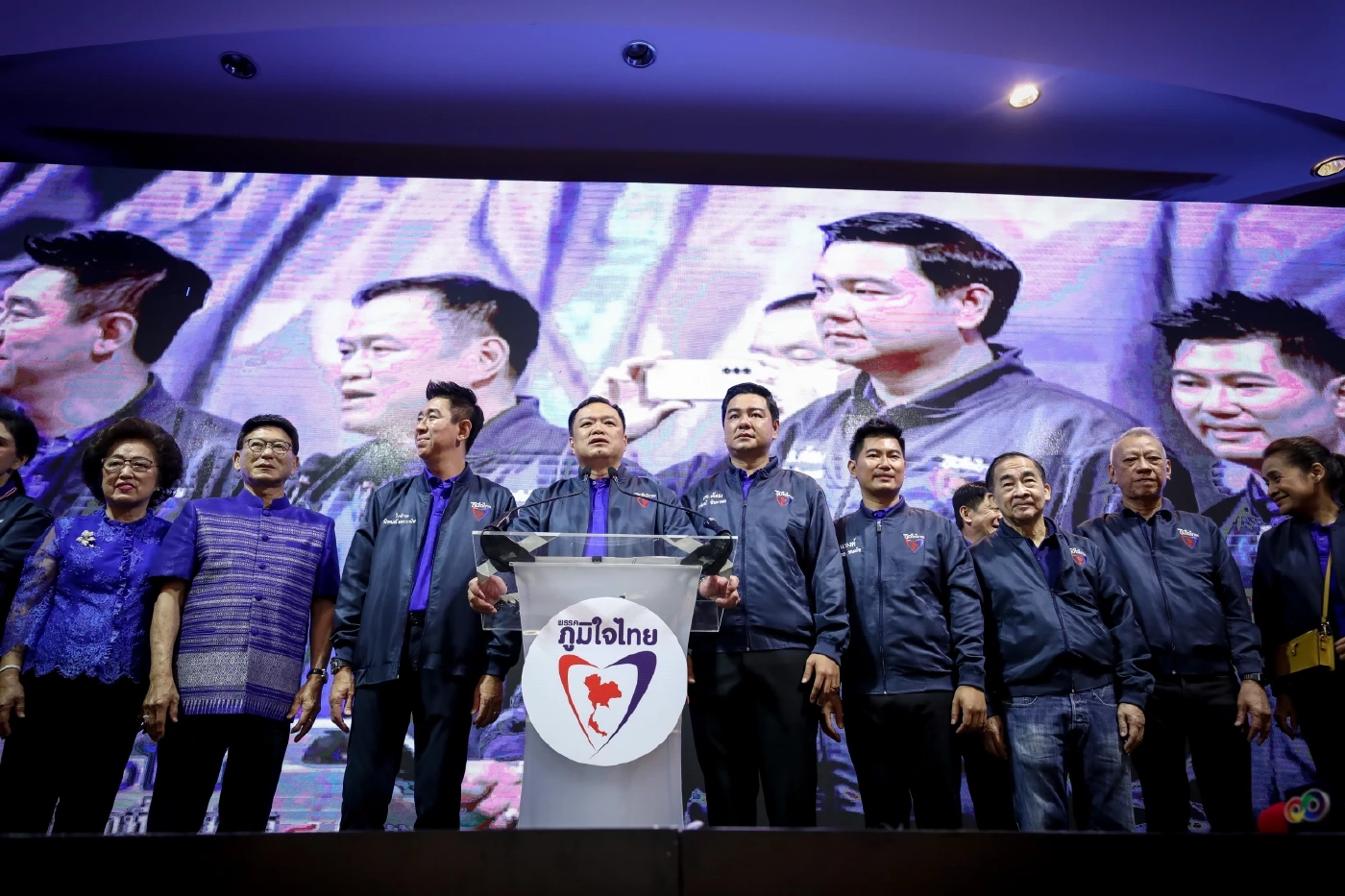 "เสี่ยหนู" ยกทัพภูมิใจไทย เปิดตัว 3 ผู้สมัคร ชูนโยบายเบอร์ 1 โลก