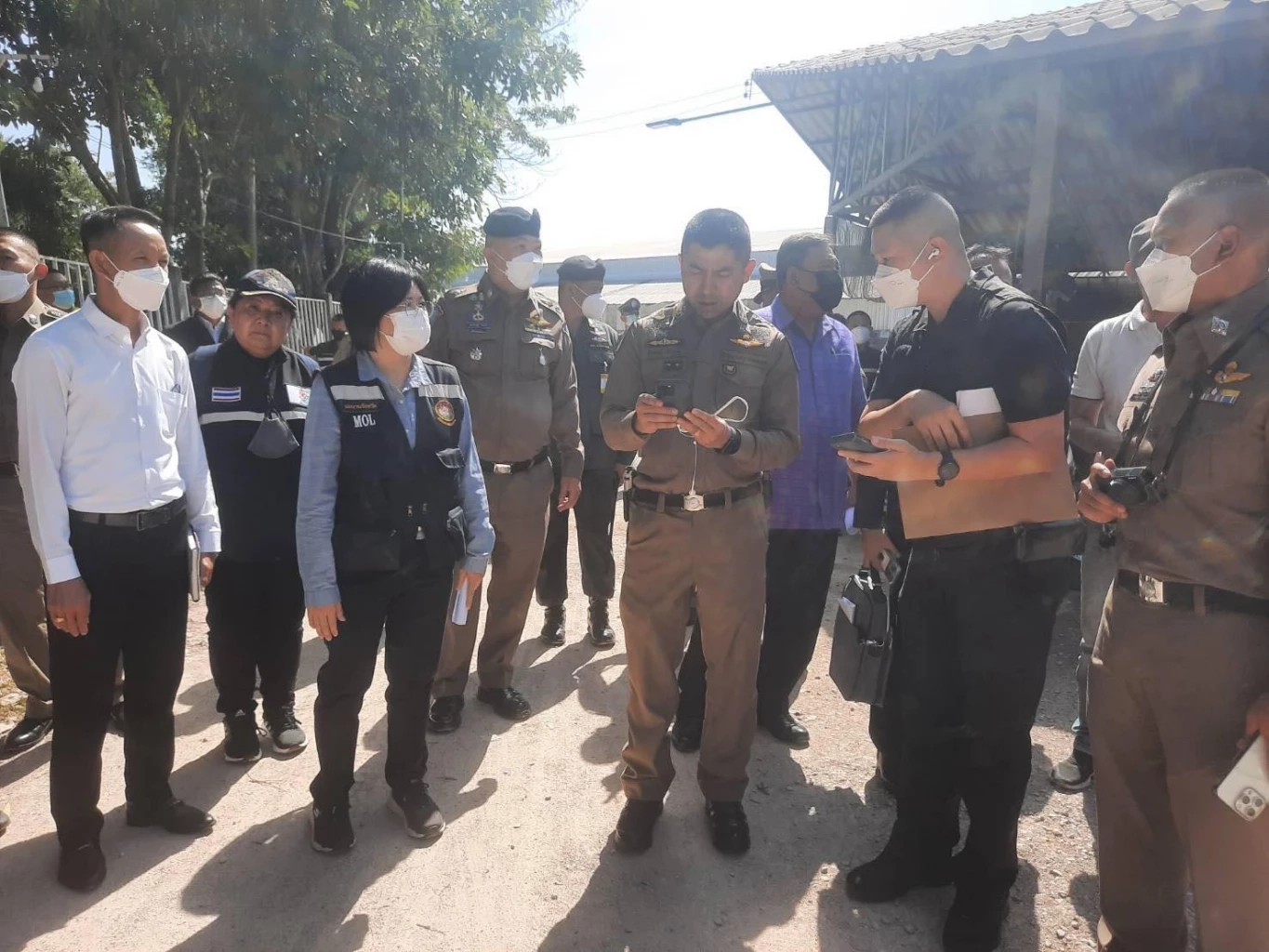 งามหน้า! สื่อนอกแฉโรงงานไทยเอาเปรียบแรงงานพม่า "บิ๊กโจ๊ก" เต้นสั่งเร่งคดี