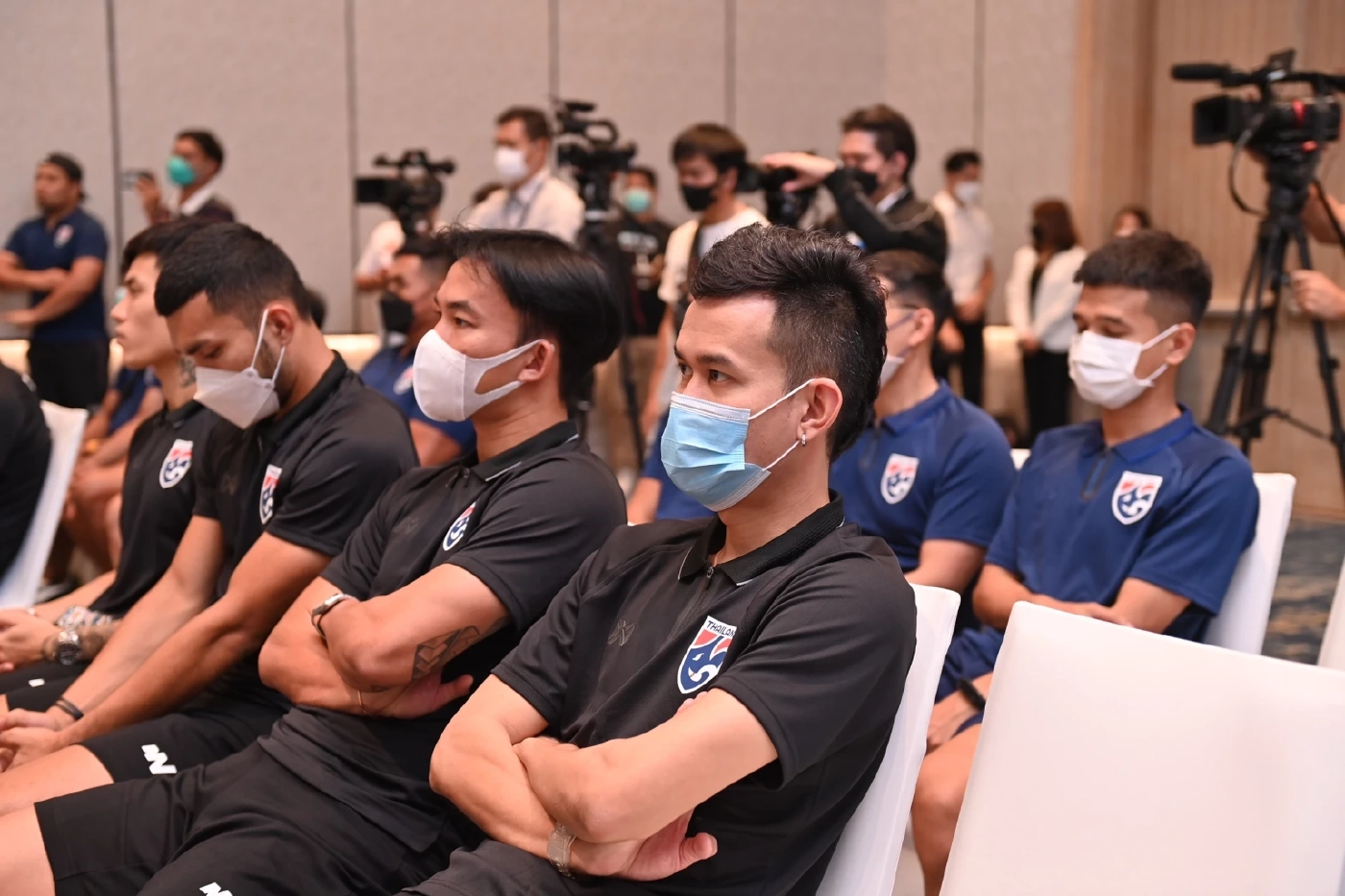 ช้างศึกชุดใหญ่เตรียมป้องกันแชมป์อาเซียน มาดามแป้งตั้ง "ธีราทร" กัปตันทีม