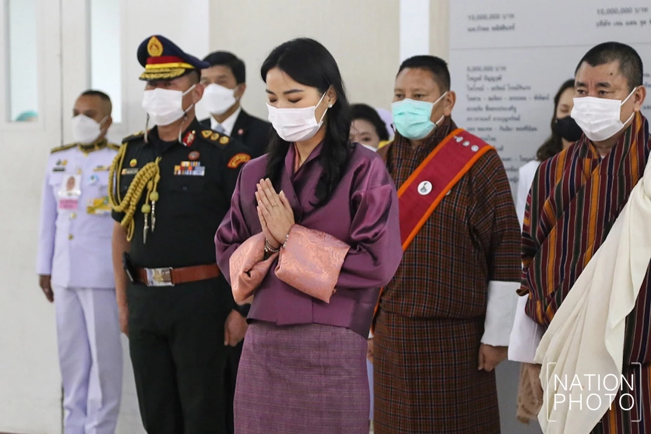 สมเด็จพระราชินีแห่งภูฏาน เสด็จฯ รพ.จุฬาฯ ลงพระนามเยี่ยม เจ้าฟ้าพัชรกิติยาภาฯ