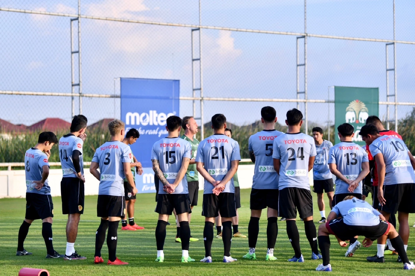 "ธีรศิลป์" ไม่หวั่นโดนจับตาย เชื่อไทยชุดนี้ทดแทนกันได้