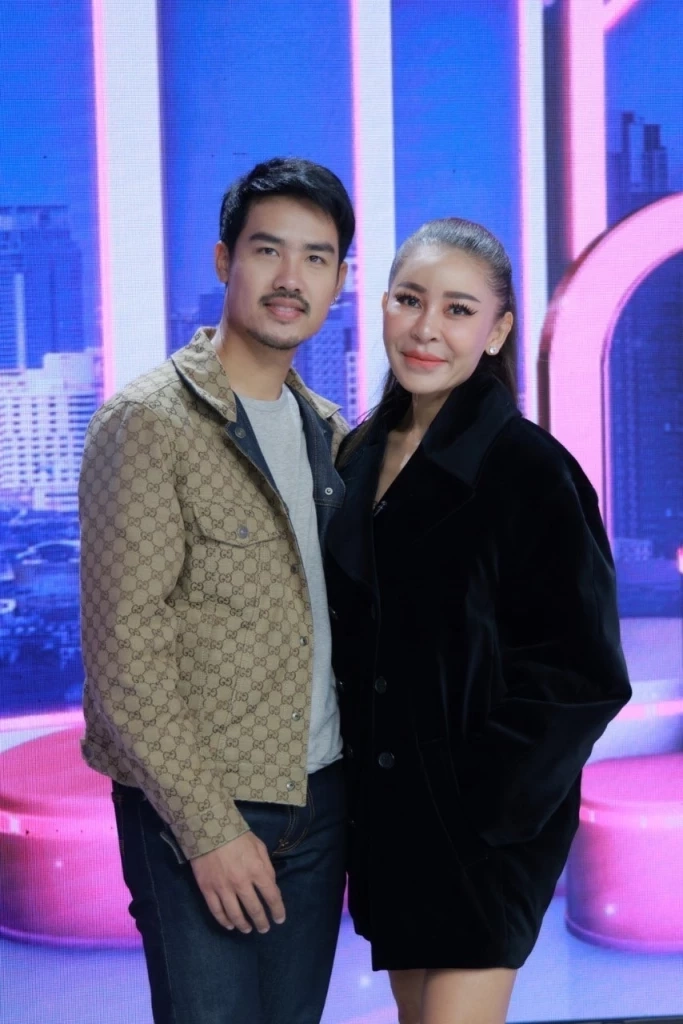 เป็นอมตะ “เป็กกี้” แต่งงานกับลูกชายเพื่อน อายุห่าง 13 ปีไม่เป็นอุปสรรค