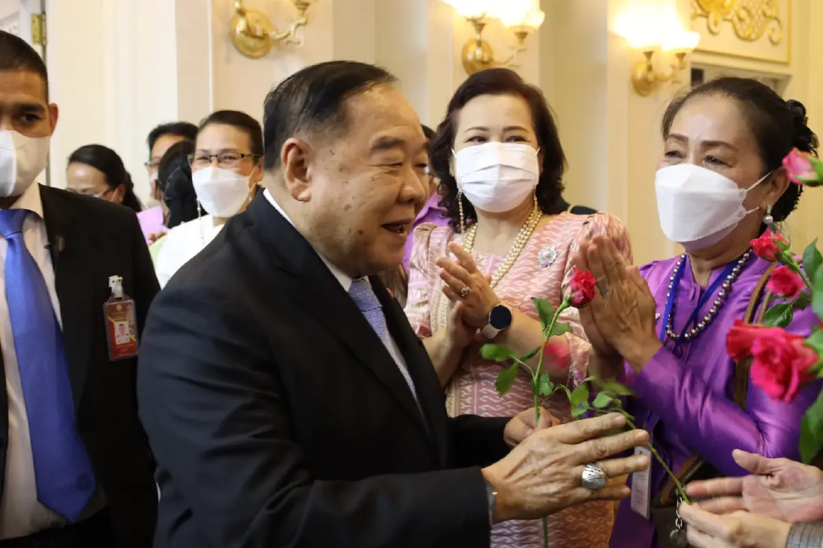 “บิ๊กป้อม” อ้อน “พลังสตรี” ทั่วประเทศ ขอเสียงหนุนจัดตั้ง “รัฐบาล” สมัยหน้า