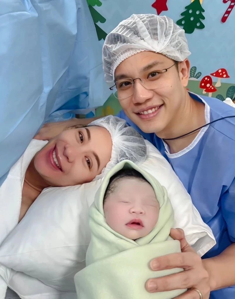  รถเมล์ คะนึงนิจ และสามี บอล สุเมธ 